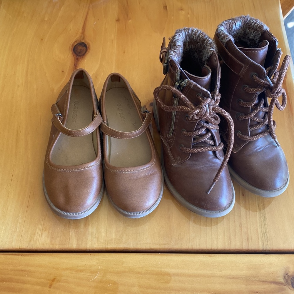 Bundle of Wonder nation size 10 boots & Old navy shoes